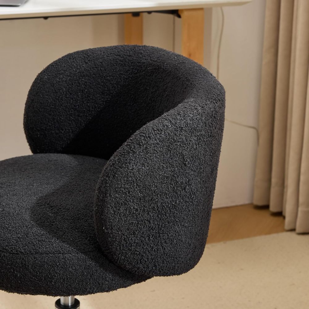 Kompakter Drehstuhl mit Rollen – Office Tech Room Bewertung und Preis